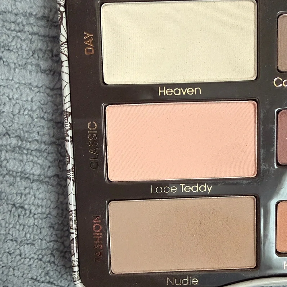 Too Faced Natural Matte Eyeshadow Collection - Picture 4 of 7